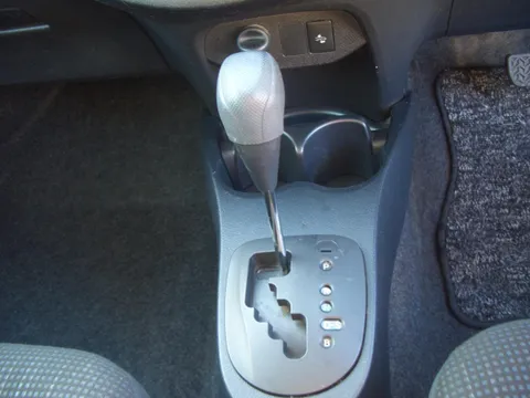 Toyota Yaris (Vitz)