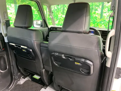Suzuki Spacia Custom