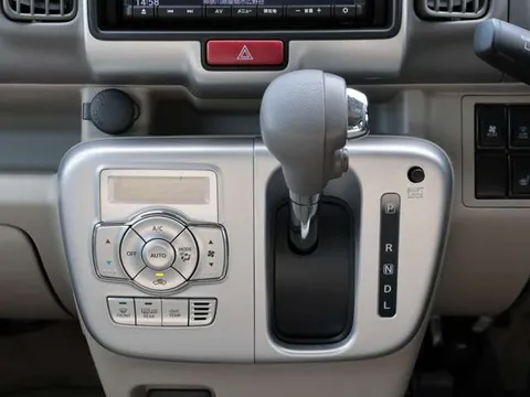 Nissan Clipper Rio