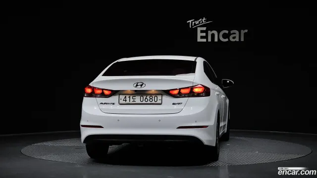 Hyundai Elantra (Avante)