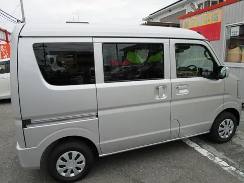 Nissan Clipper
