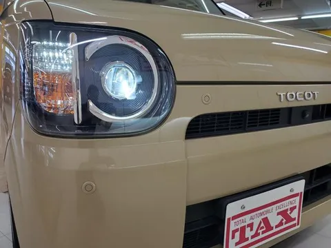Daihatsu Mira Tocot