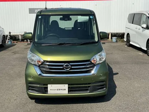 Nissan Dayz Roox