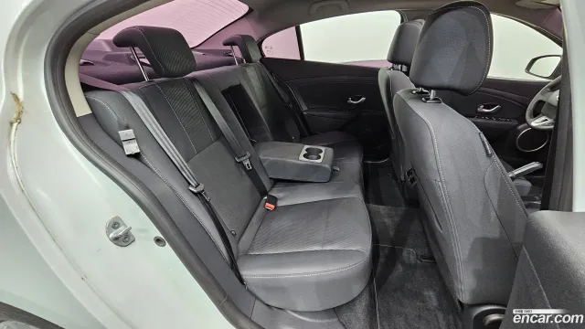 Renault SM3