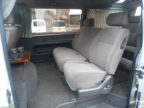 Toyota HiAce Wagon