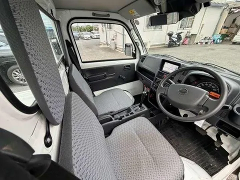 Nissan Clipper Truck