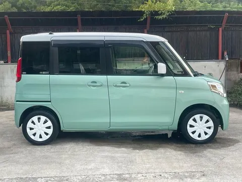 Suzuki Spacia