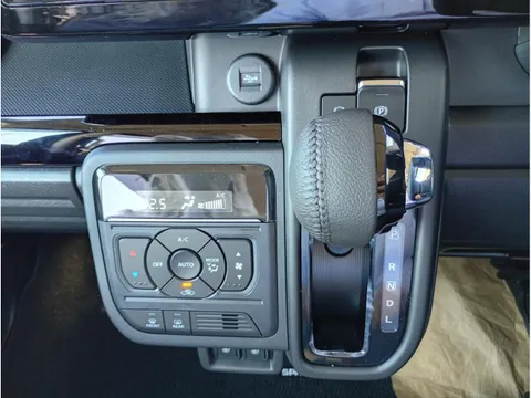 Suzuki Spacia