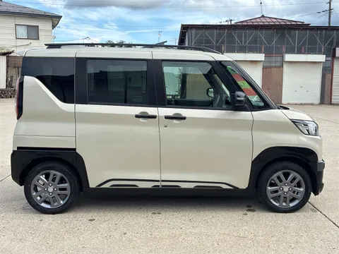 Mitsubishi Delica Mini