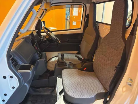Mazda Scrum Truck