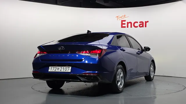 Hyundai Elantra (Avante)