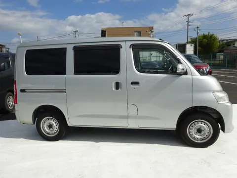 Toyota TownAce Van