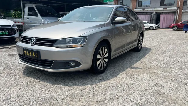 Volkswagen Sagitar