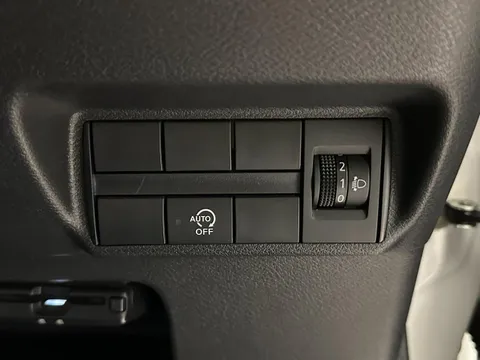 Mitsubishi eK X