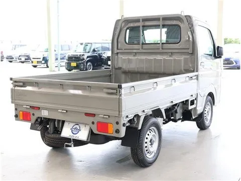 Nissan Clipper Truck