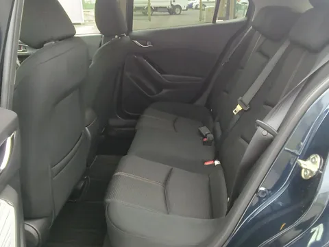 Mazda Axela Sport