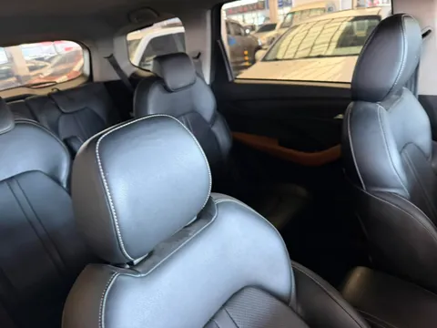 Baojun 360