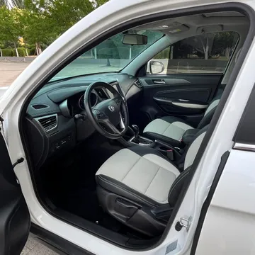 Changan CS35