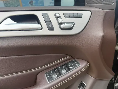 Mercedes-Benz Mercedes-Benz GLS