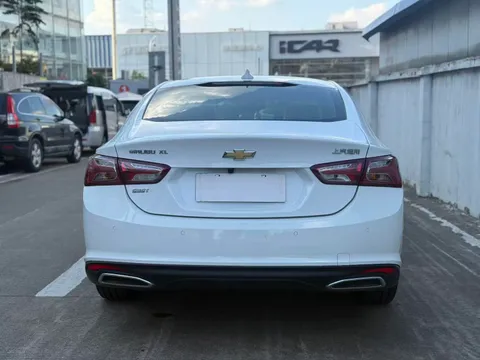 Chevrolet Malibu XL