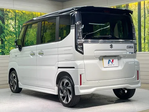Suzuki Spacia Custom