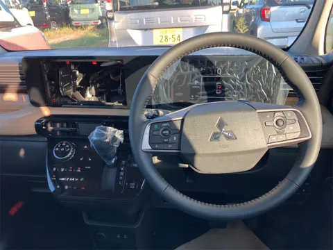 Mitsubishi Delica Mini