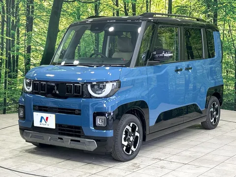 Mitsubishi Delica Mini