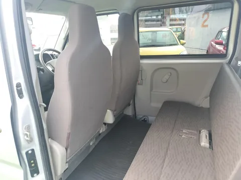Nissan Clipper