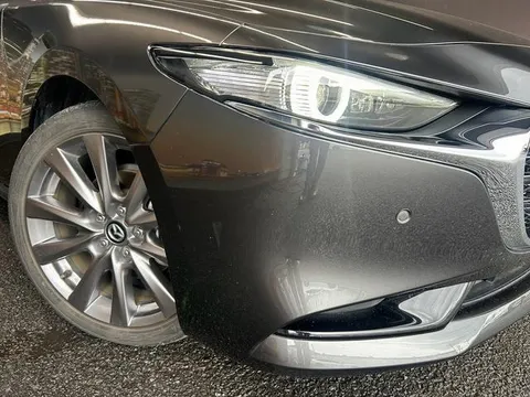 Mazda MAZDA3 Sedan