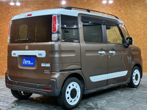 Suzuki Spacia Gear