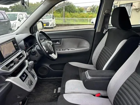 Toyota Pixis Joy