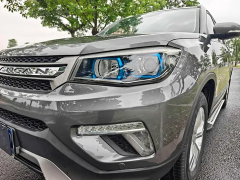 Changan CS75