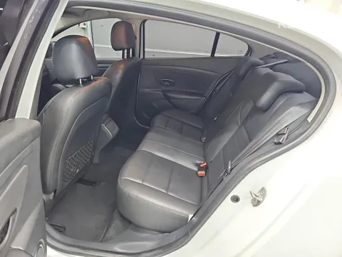 Renault SM3