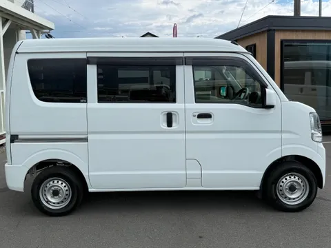 Nissan Clipper