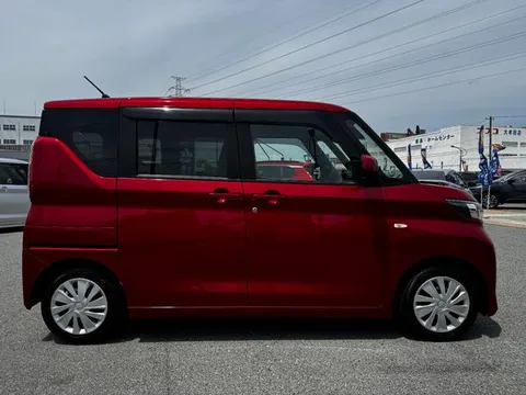 Mitsubishi eK Space