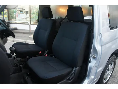 Nissan KIX