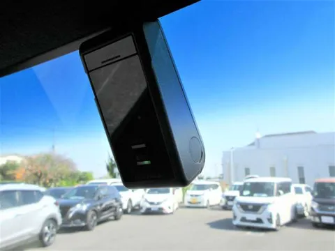 Toyota Pixis Mega