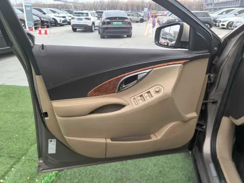 Buick LaCrosse