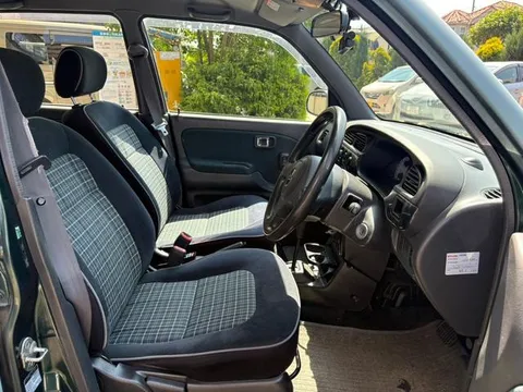 Daihatsu Mira Gino