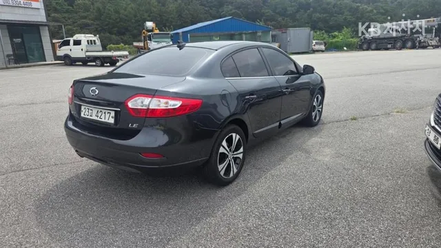 Renault SM3