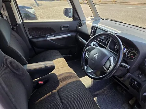 Mitsubishi eK Space Custom