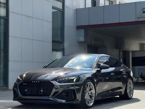 Audi RS5