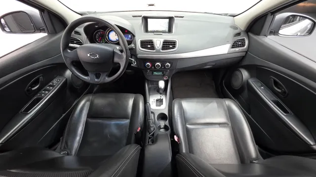 Renault SM3