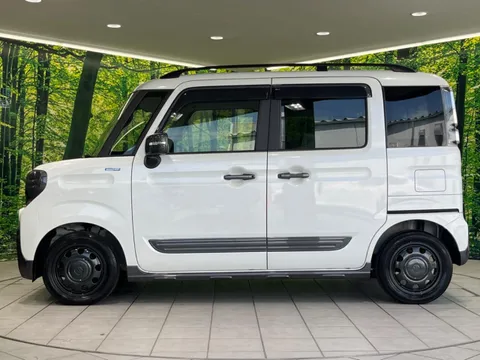 Suzuki Spacia Gear