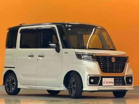 Suzuki Spacia Custom