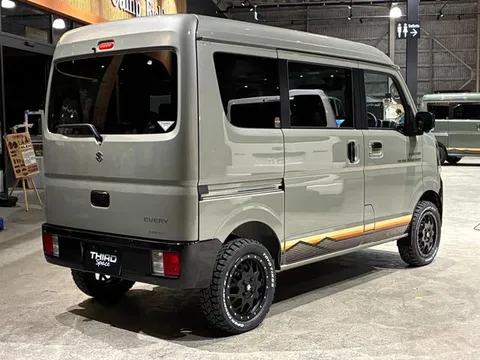 Suzuki Every