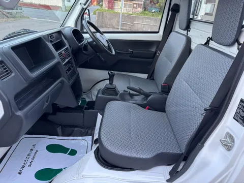 Nissan Clipper Truck