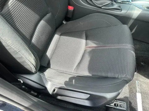 Mazda Axela Sport