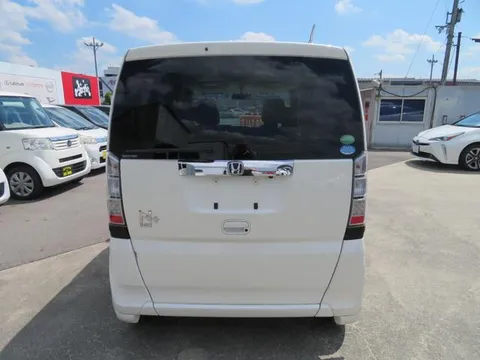 Honda N-BOX Plus