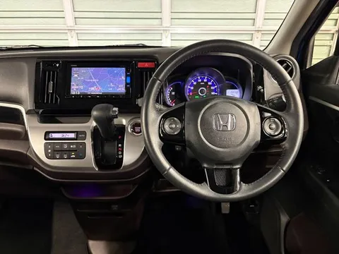 Honda N-WGN Custom